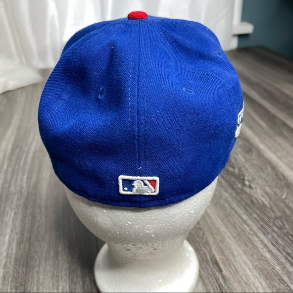 Fitted Cubs hat - Picture 2 of 6